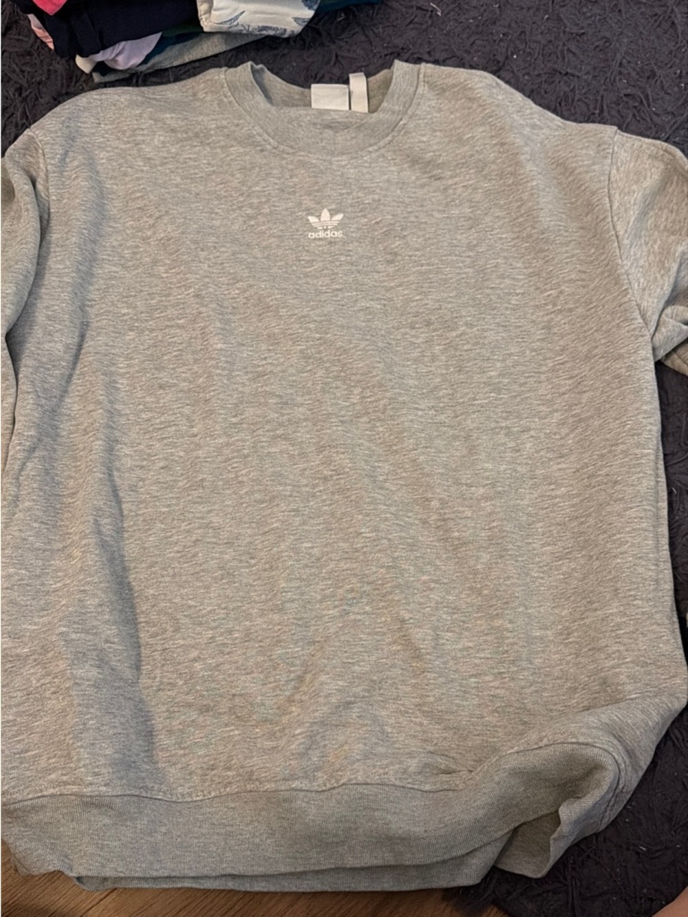Adidas Originals trefoil crewneck sweatshirt gray size S oversized comfy 🤍